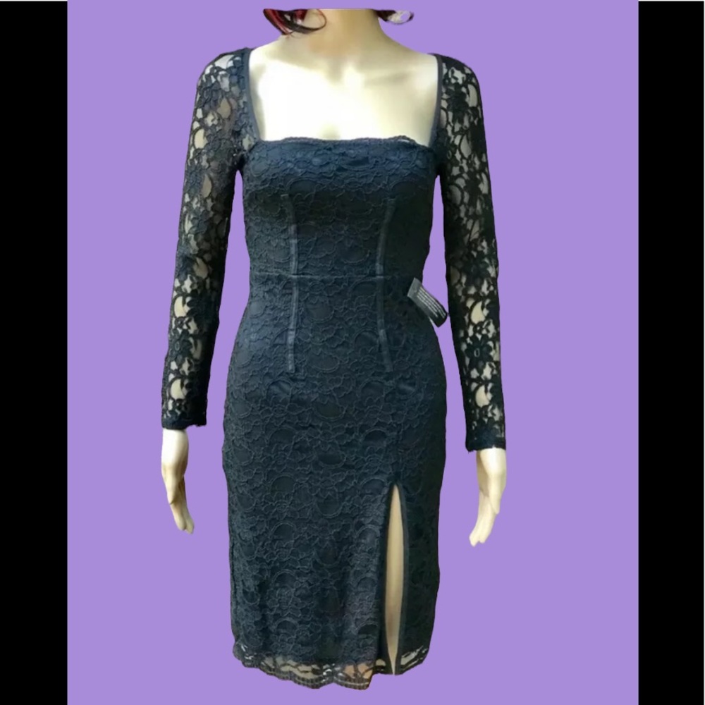 Top shop black lacy NWT Dress w/cut out ba…